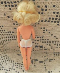 sindy blonde back